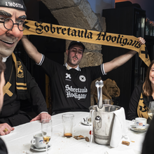 carregar imatge al visor de la galería, Bufanda Hooligan